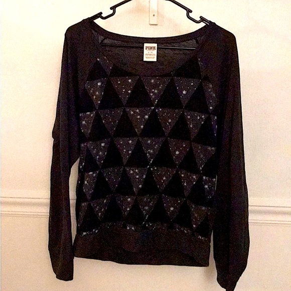 PINK light long sleeved T sz M/LG black design w white paint splatter - Picture 2 of 4